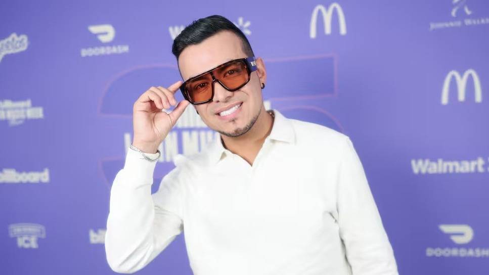 La última sonrisa del cantante Yeison Jiménez: la foto que se viralizó tras  la tragedia aérea| Red Uno de Bolivia