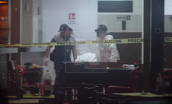 Fiscalía y Policía investigan la muerte de una mujer en un restaurante ...