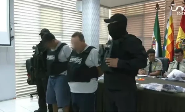 Desarticulan banda dedicada al robo de celulares en Santa Cruz| Red Uno ...