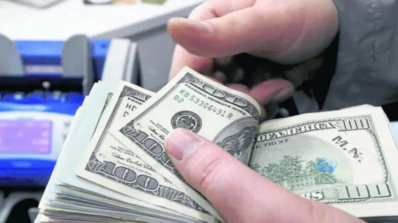 ¿Bajó el dólar? Así se cotiza en el mercado paralelo este miércoles tras la devolución de divisas ¿Bajó el dólar? Así se cotiza en el mercado paralelo este miércoles tras la devolución de divisas