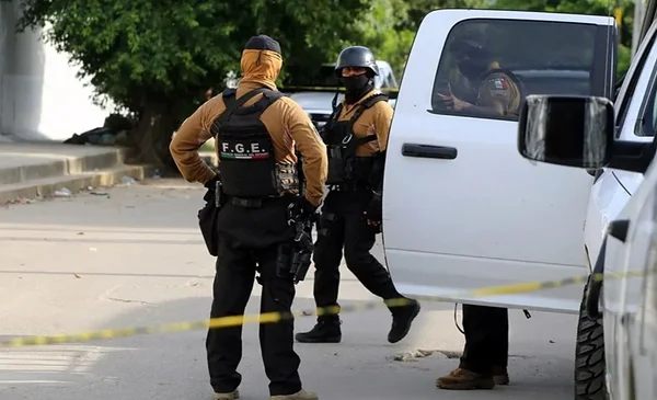 Asesinan al hijo de una alcaldesa en un ataque armado en una carretera ...