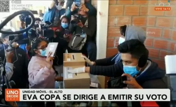 Minuto a minuto: Eva Copa emitió su voto y asegura sentirse fortalecida ...