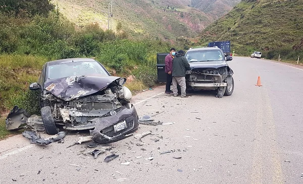 Nuevo accidente en la carretera Cochabamba-Oruro deja un herido y ...
