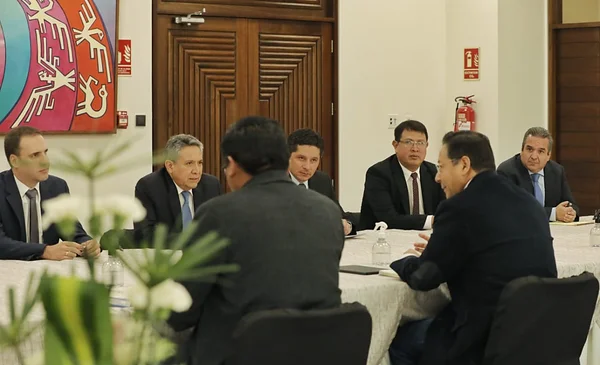 Gobierno se reunió con empresarios y acordaron trabajo coordinado en ...