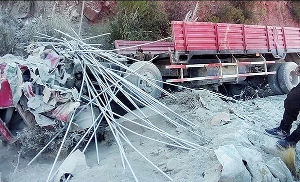 Accidente en la carretera Cochabamba – Oruro deja un muerto| Red Uno de ...