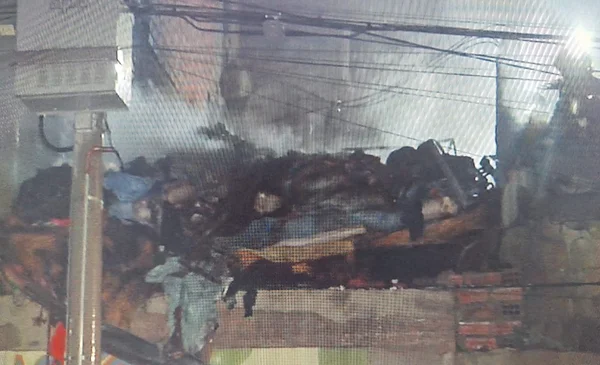 Terrible incendio consume habitación de pareja de la tercera edad en La ...
