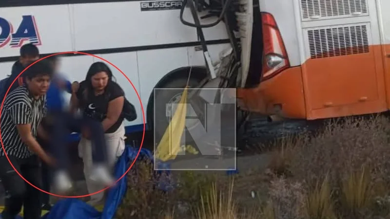 ¡Trágico!: Profesor muere y siete estudiantes resultan heridos tras choque de dos buses en Oruro