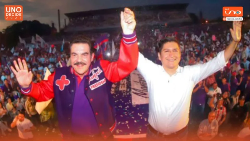 Foto: Manfred Reyes Villa y el Concejal Juan Carlos Medrano, binomio presidencial de Súmate