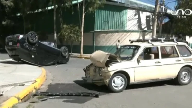 ¡Fuerte impacto!: Un bebé y tres adultos resultaron heridos tras un accidente en Cochabamba 