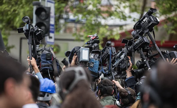 10 de mayo: Día del Periodista Boliviano, entre desafíos y la búsqueda ...