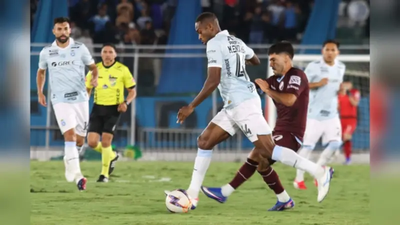 ¡Sin goles! Blooming y Bolívar igualaron en el clásico de academias (0-0) ¡Sin goles! Blooming y Bolívar igualaron en el clásico de academias (0-0)
