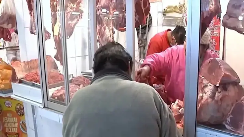 Bloqueos disparan precios en La Paz y familias reducen sus compras. Imagen referencial de archivo. Bloqueos disparan precios en La Paz y familias reducen sus compras. Imagen referencial de archivo.