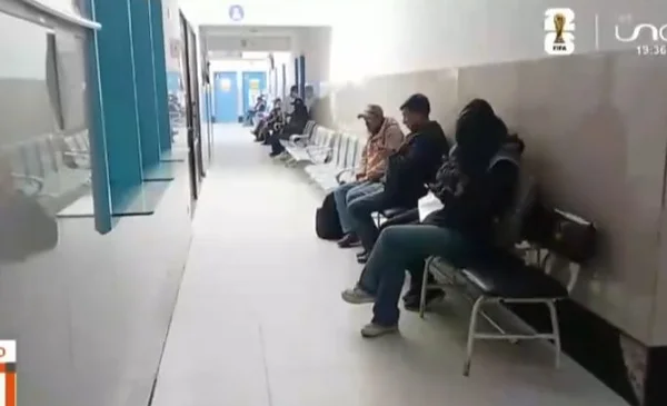 Bloqueos provocan crisis en hospitales de La Paz y reducen cirugías ...