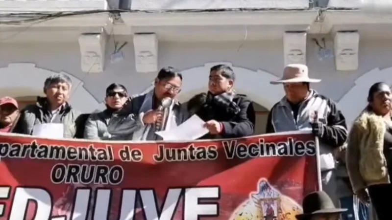 “Vamos a entrar a saquear los mercados”: Fedjuve de Oruro marchó en rechazo al alza de precios