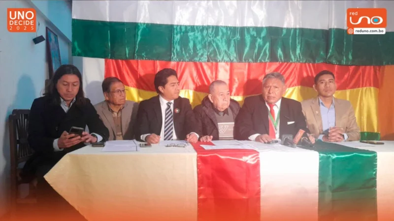 Foto: Dirigentes del PDC (Red Uno) 