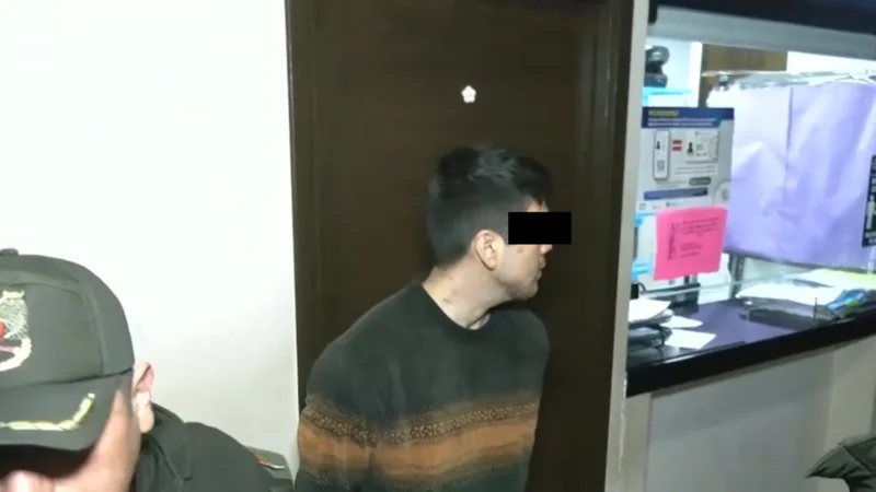 Analizarán a hombre que arrancó el dedo de una mujer