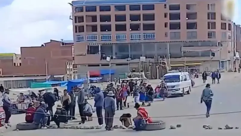 Marchas, bloqueos y paro: así estará el tránsito hoy en La Paz. Marchas, bloqueos y paro: así estará el tránsito hoy en La Paz.