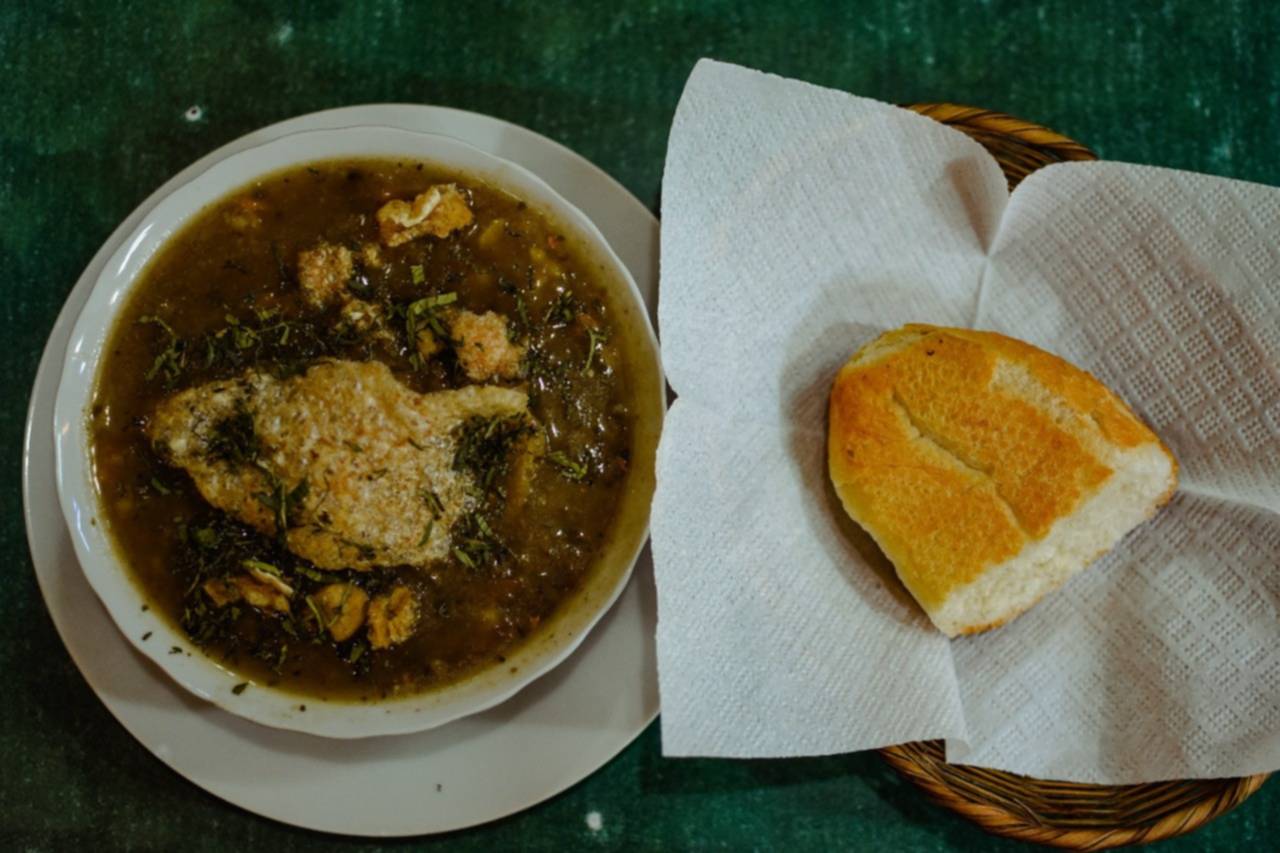 El chairo y plato paceño, tradicionales en las Fiestas Julias| Red Uno de  Bolivia