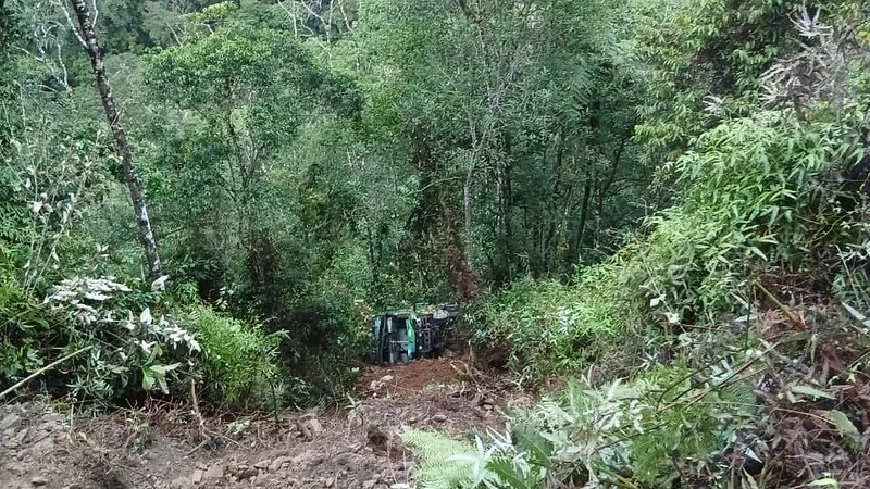Accidente en la carretera La Paz–Apolo. Foto: RR.SS. Accidente en la carretera La Paz–Apolo. Foto: RR.SS.