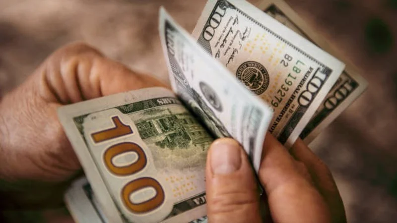 BCB fija el dólar en Bs 11,37 hasta el lunes y el mercado paralelo muestra cambios. FOTO: (Archivo) BCB fija el dólar en Bs 11,37 hasta el lunes y el mercado paralelo muestra cambios. FOTO: (Archivo)