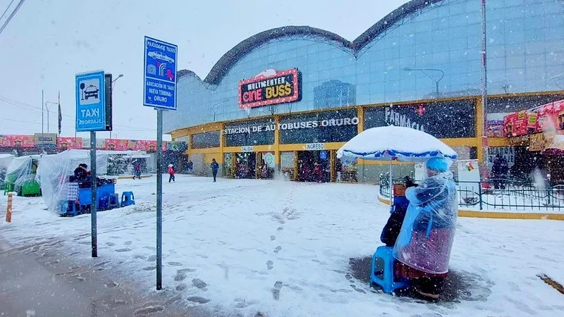 Nevadas complican las rutas: revisa aquí qué carreteras están cerradas Nevadas complican las rutas: revisa aquí qué carreteras están cerradas