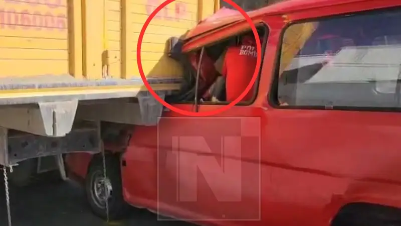 Video: ¡Terrible! Un muerto tras choque múltiple en la Autopista La Paz - El Alto