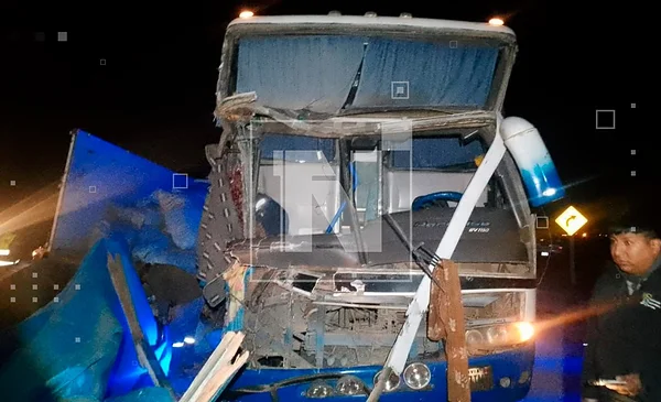Un muerto y una mujer herida en trágico accidente en la ruta Oruro ...