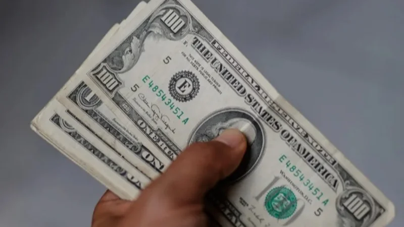 Dólar en Bolivia: BCB fija el cambio oficial en Bs 12,02 (Foto archivo/EFE) Dólar en Bolivia: BCB fija el cambio oficial en Bs 12,02 (Foto archivo/EFE)