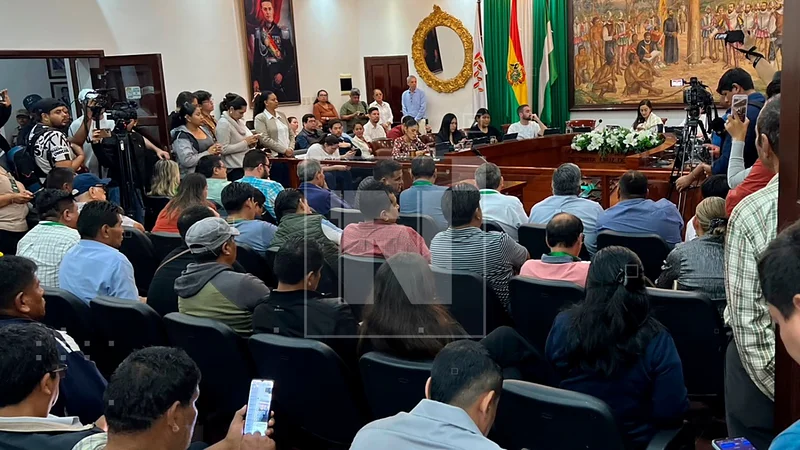 Transportistas se reúnen con autoridades del Concejo para debatir tarifa transitoria: “No queremos castigar al pueblo” Transportistas se reúnen con autoridades del Concejo para debatir tarifa transitoria: “No queremos castigar al pueblo”