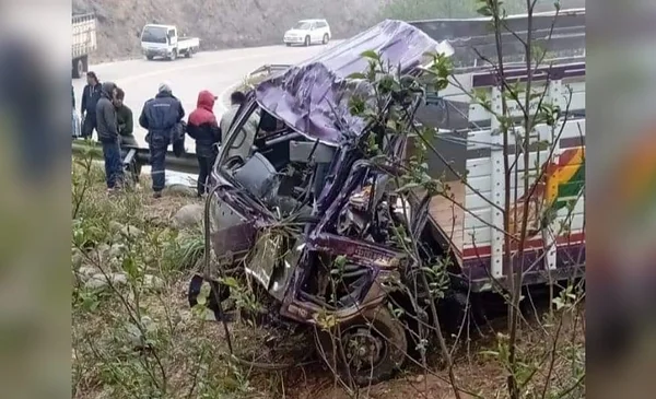 Un muerto y dos heridos tras embarrancamiento en carretera Santa Cruz ...