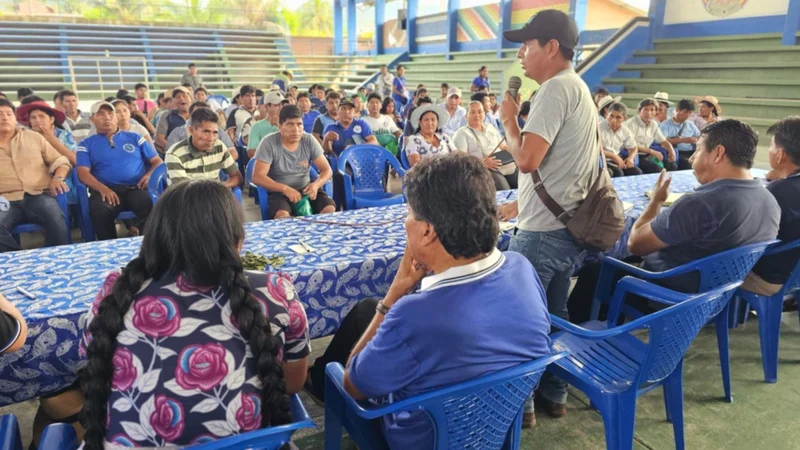 Evo se reúne con dirigentes del Trópico para evaluar resultados del bloqueo