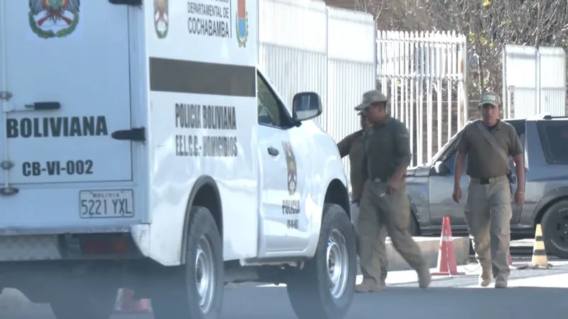 ¡Se oyó el golpe! Una joven falleció luego de caer desde un segundo piso de un edificio