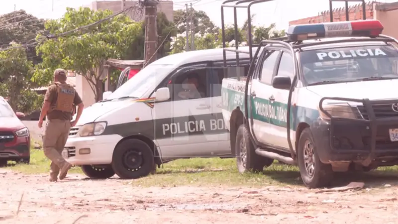 Hallan sin vida a un hombre en el patio de su casa en el Plan 3000. FOTO: NTV/RED UNO.