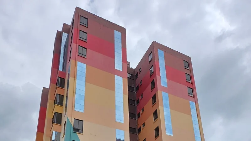 Ministro Zamora denuncia 672 departamentos abandonados en Cochabamba por negligencia de la gestión anterior y anuncia pronta solución Ministro Zamora denuncia 672 departamentos abandonados en Cochabamba por negligencia de la gestión anterior y anuncia pronta solución
