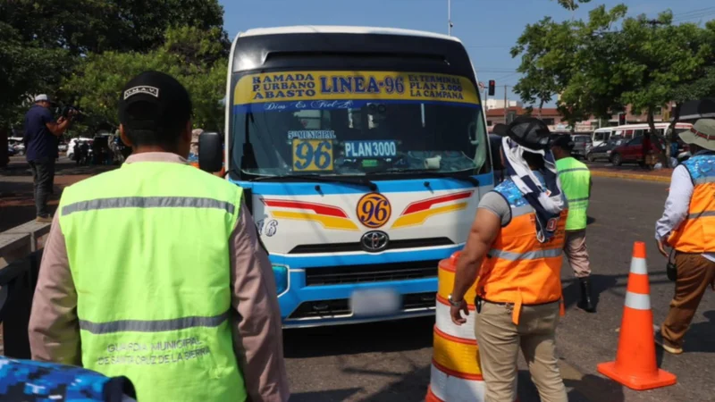 Municipio informó que 66 choferes fueron sorprendidos cobrando más de Bs 2 el pasaje