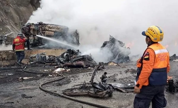Ocho muertos y 14 heridos en accidente de tránsito en Venezuela| Red ...