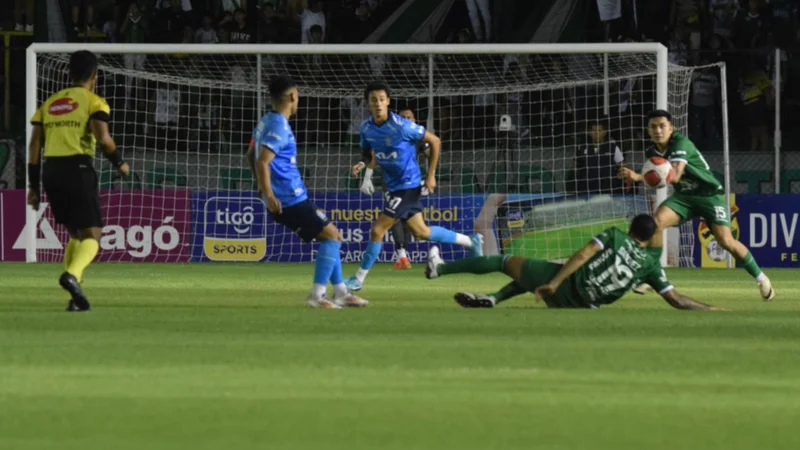 ¡Sin goles! Blooming empató 0-0 ante Oriente Petrolero en el estadio Ramón Tahuichi Aguilera