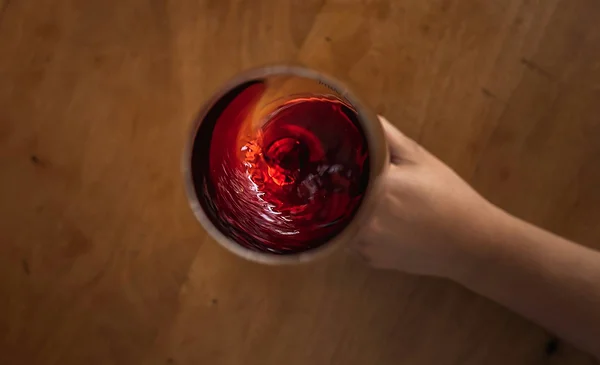 Beber una copa de vino al día es bueno para el corazón, pero debe ser «pequeño»| Red Uno de Bolivia
