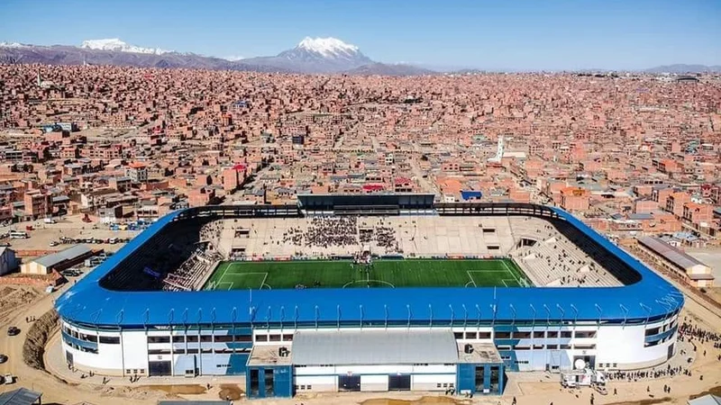 Estadio Municipal de El Alto, La Paz. Foto: Internet